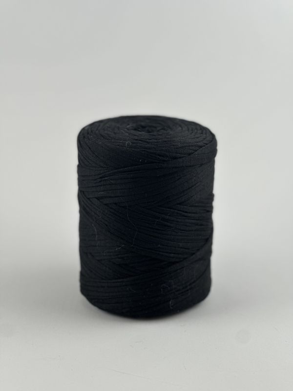 Mere Garn - Sort 19