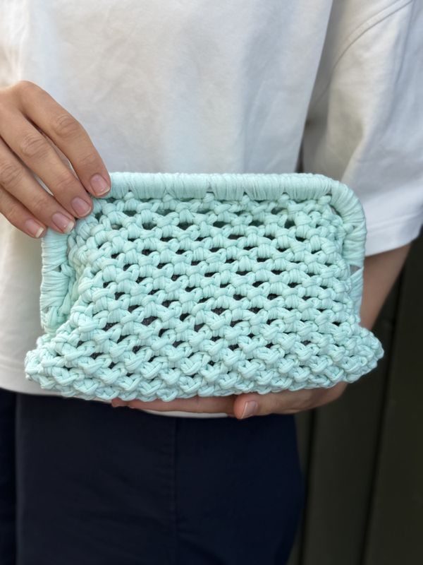 Mesh Clutchen