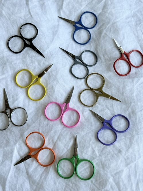 Hovedbilde Runde fargerike sakser