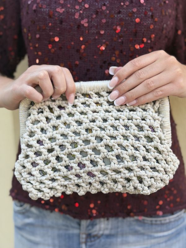 Hull Clutch