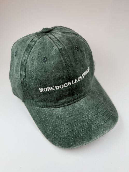 Hovedbilde More dogs less drama - caps